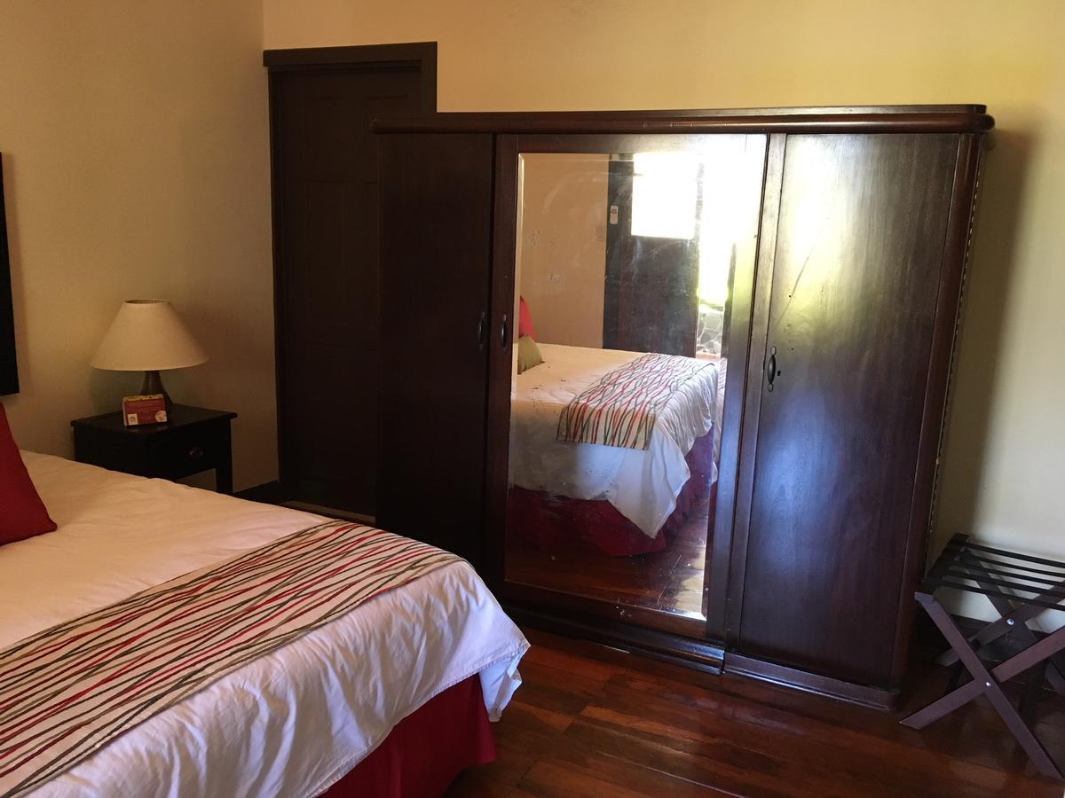 Hotel Hacienda El Rodeo Vueltas Exteriör bild