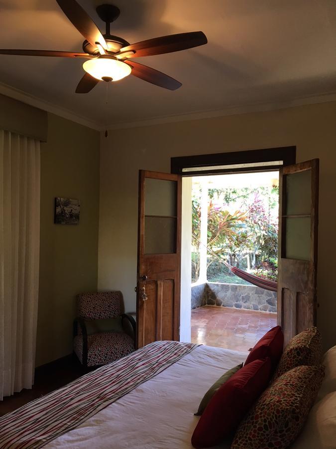 Hotel Hacienda El Rodeo Vueltas Exteriör bild